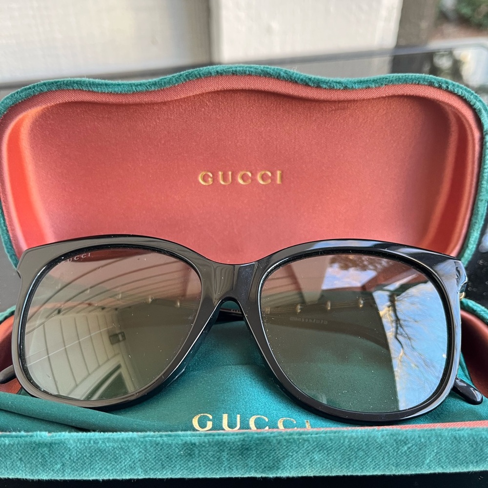 Gucci Black Sunglasses